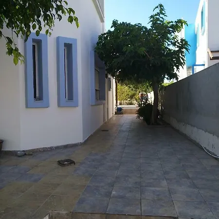 Soula Appartments Appartamento Makrýgialos